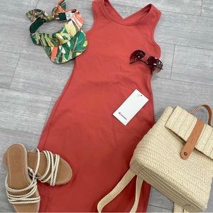 Lululemon picnic dress, size 6 NWT